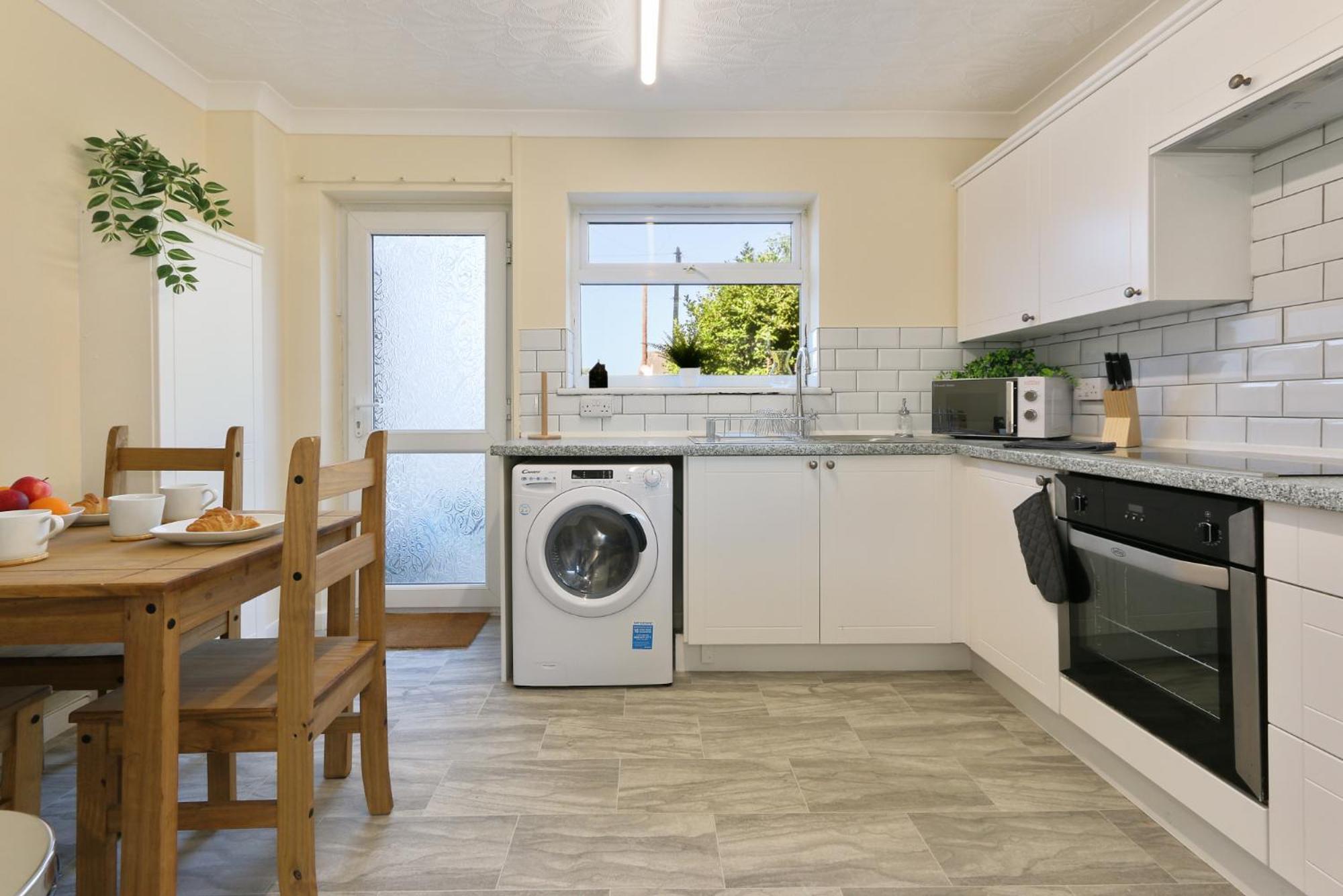 Leconfield Close - Comfy House And Free Parking Kingston upon Hull Ngoại thất bức ảnh