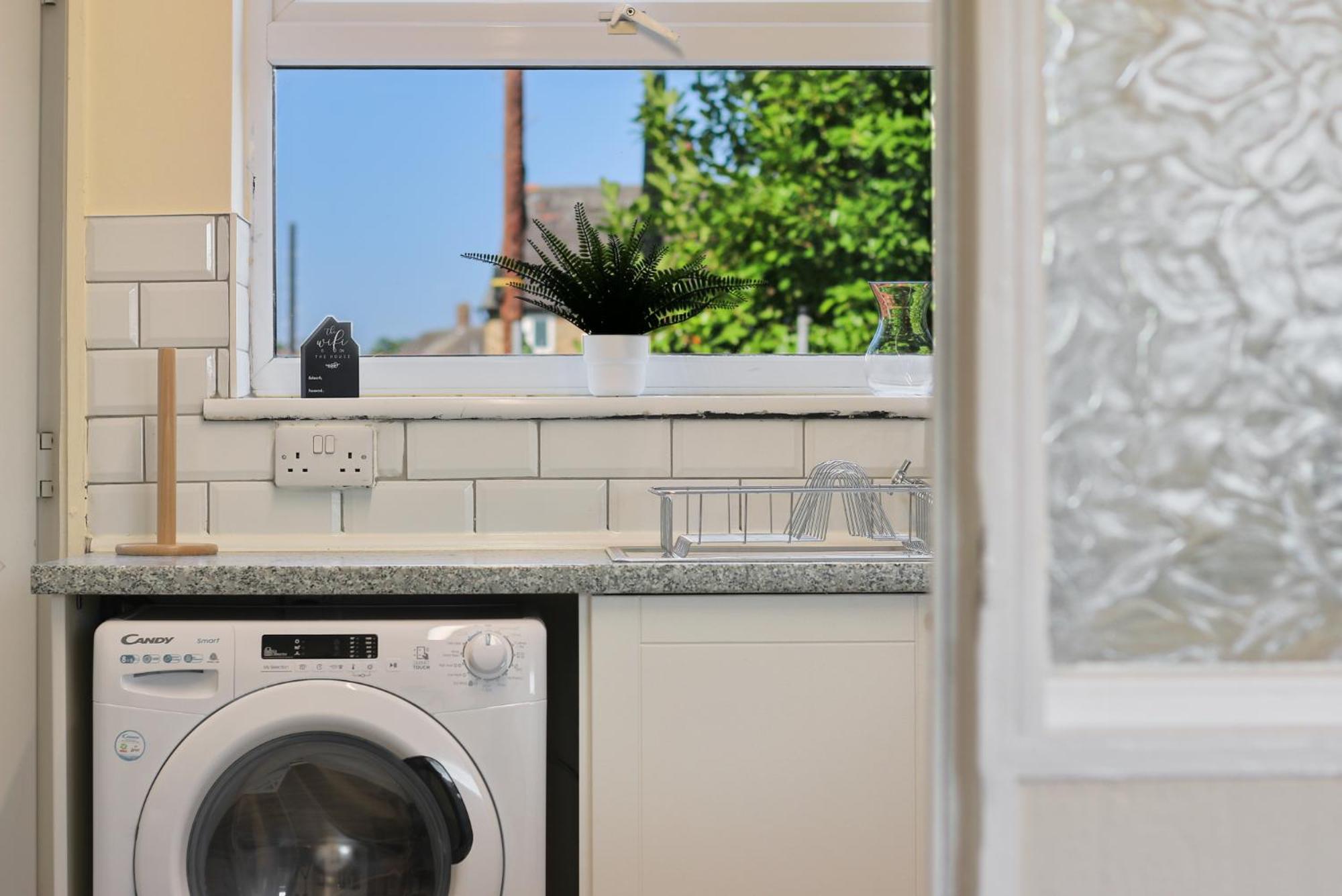 Leconfield Close - Comfy House And Free Parking Kingston upon Hull Ngoại thất bức ảnh