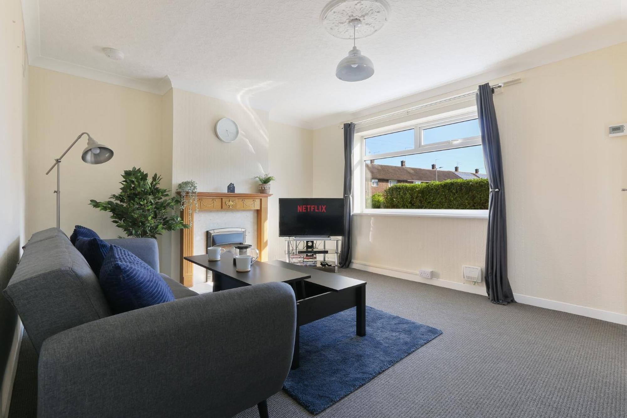 Leconfield Close - Comfy House And Free Parking Kingston upon Hull Ngoại thất bức ảnh